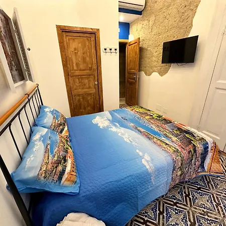 La Casa Di Luale E Zoe Séjour chez l'habitant Naples