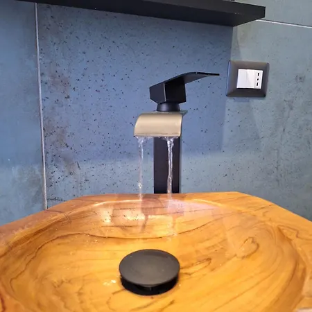 La Casa Di Luale E Zoe Pensionat 3*