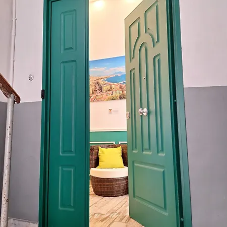 La Casa Di Luale E Zoe 3* Neapel