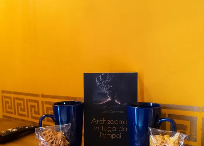 Affittacamere La Casa Di Lùale E Zoe Napoli
