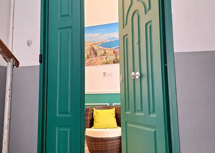 La Casa Di Lùale E Zoe 3* Napoli