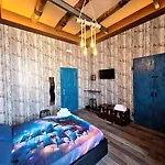 La Casa Di Luale E Zoe 3* 那不勒斯