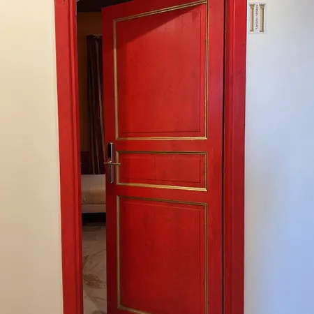 La Casa Di Luale E Zoe Πανσιόν Νάπολη